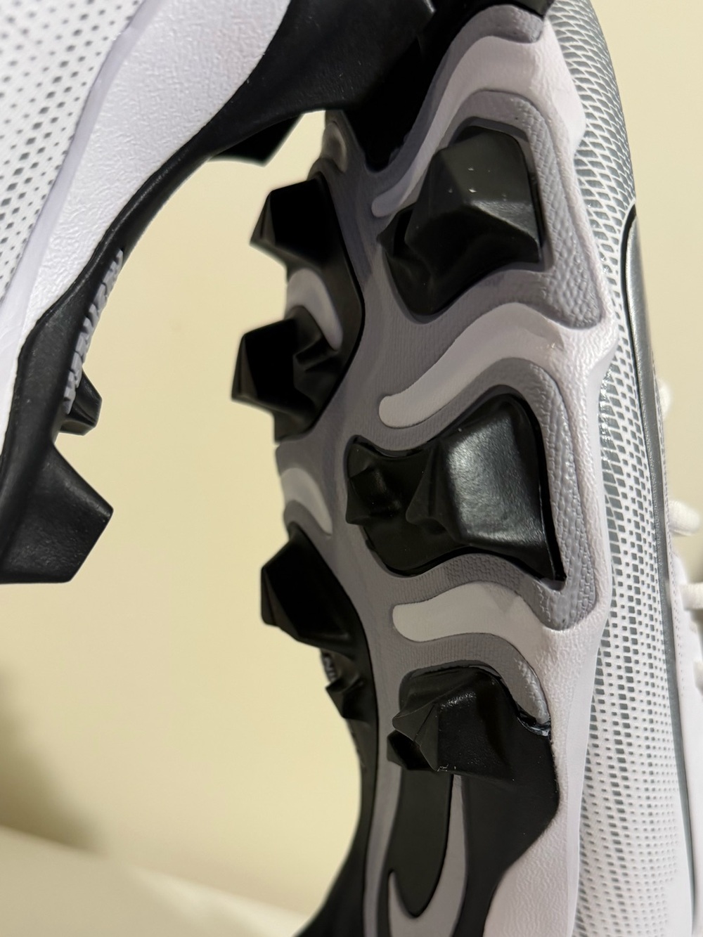 Nike Vapor Edge Fastflex Cleats White/Black – New with Tags - Picture 4 of 7